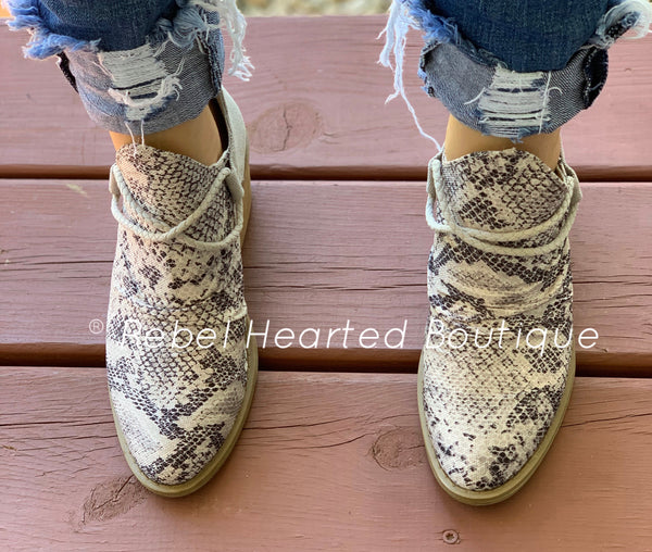 Snake print bootie