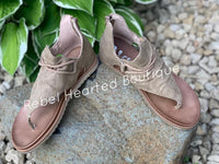 Sparta Sandals - Tan